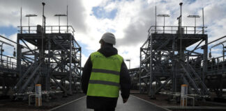 Германия и Канада пока не обсуждают обслуживание новых турбин Siemens