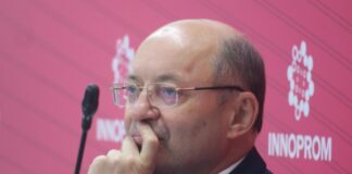 «Некомфортный транспорт уйдет в прошлое». Экс-губернатор рассказал, зачем Екатеринбургу ВСМ