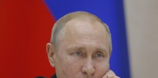 Президент «Фенербахче» отказался извиняться за поддержавших Путина болельщиков