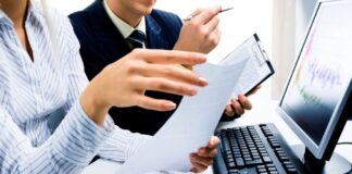 UCMS Group: услуга аутсорсинга по расчету зарплаты