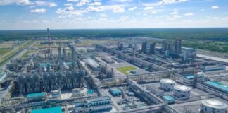 «ЗапСибНефтехим» выпустил новую черную марку полиэтилена, которая заменит импортный аналог