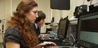 Как стать специалистом по информационной безопасности?