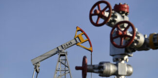 Поставки в Польшу российской нефти прекратились после визита Байдена