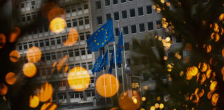 Страны ЕС согласовали десятый пакет санкций против России