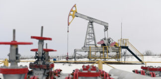 Эксперт рассказал, чем грозит снижение добычи нефти ОПЕК+