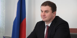 Хоценко: в Омской области обновят сельский пассажирский транспорт