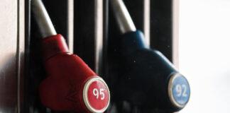 Цена бензина Аи-95 на российской бирже обновила рекорд