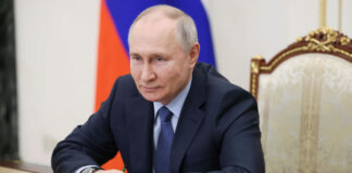 Путин: уровень зарплат россиян и их благосостояние должны повышаться