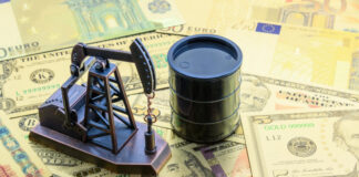 Нефть дорожает на факторах ограничения предложения