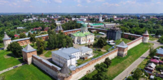 Подмосковный Зарайск на время станет центром современного искусства