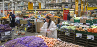 В России изобрели весы для супермаркетов, распознающие продукты