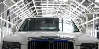 Россия и ОАЭ будут сотрудничать в автопроме и фармацевтике