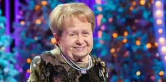 Александра Пахмутова подарила Волгограду свой рояль с полувековой историей