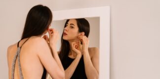 Как полюбить себя? 6 шагов, чтобы начать влюбляться в своё отражение