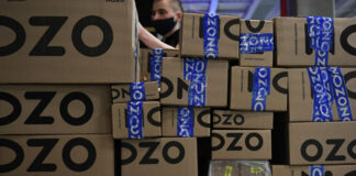 Ozon опроверг информацию о массовом закрытии своих пунктов выдачи