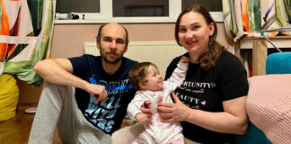 Рекорд России: женщина родила сына и дочь с разницей в 34 года