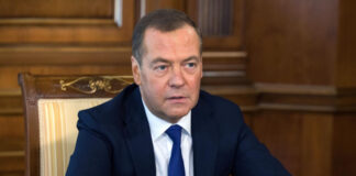 Медведев заявил о переходе к новому типу международного сотрудничества
