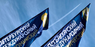 Минцифры хочет запретить бизнесу отправлять бумажные запросы в госорганы