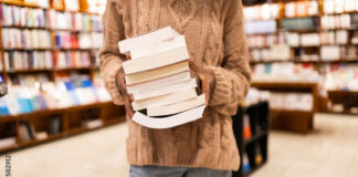 Книги в мягком переплёте: преимущества, технологии и области применения