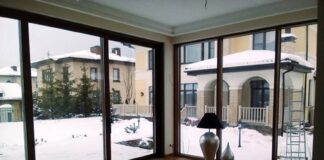 Витражные окна для террасы: как выбрать и установить