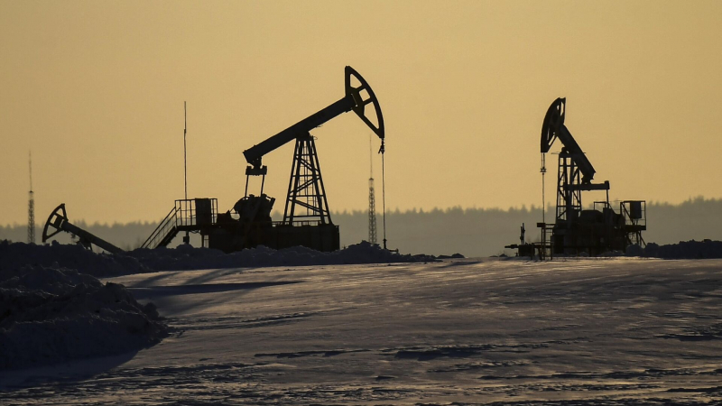 В Кремле ответили на вопрос о действиях при введения потолка цен на нефть